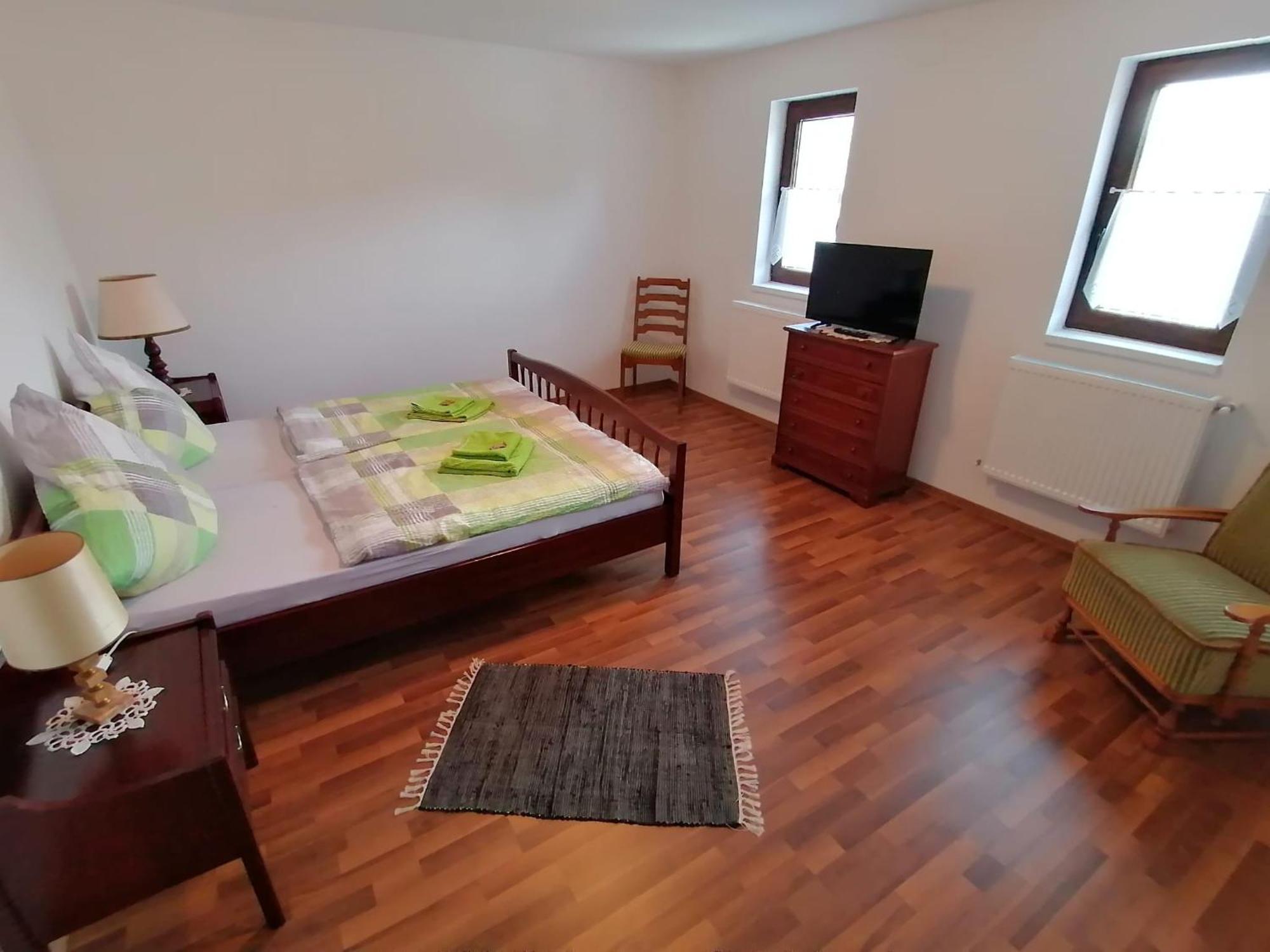 Casa Bunicii Hotel Szászkabánya Kültér fotó
